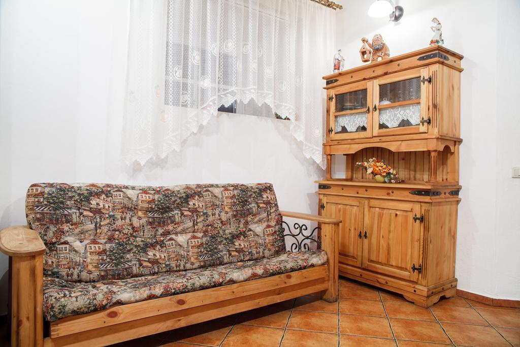 ホテルKaralinski Falvarok Tyzengauza Korolino  部屋 写真